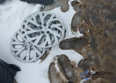 2018 Toyota Corolla Le из США, поврежденный, VIN 2T1BURHE4JC004478